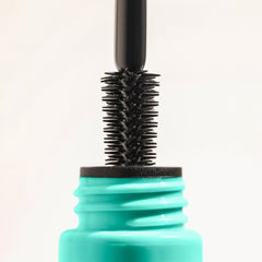 Milani Tubing Mascara removes with warm water without flaking