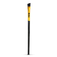 MinaiBrow tint brush enables precise brow application