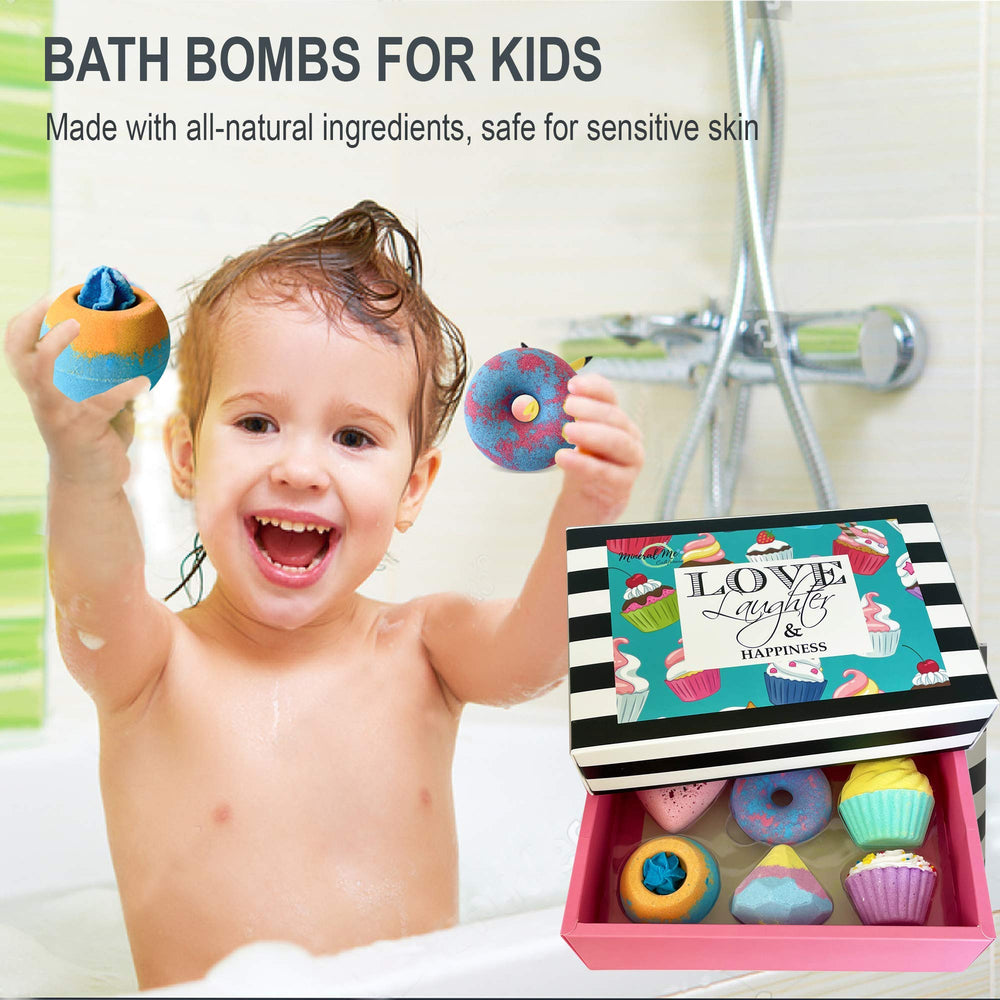 Mineral Me California organic shea butter bath bomb nourishes and hydrates skin.