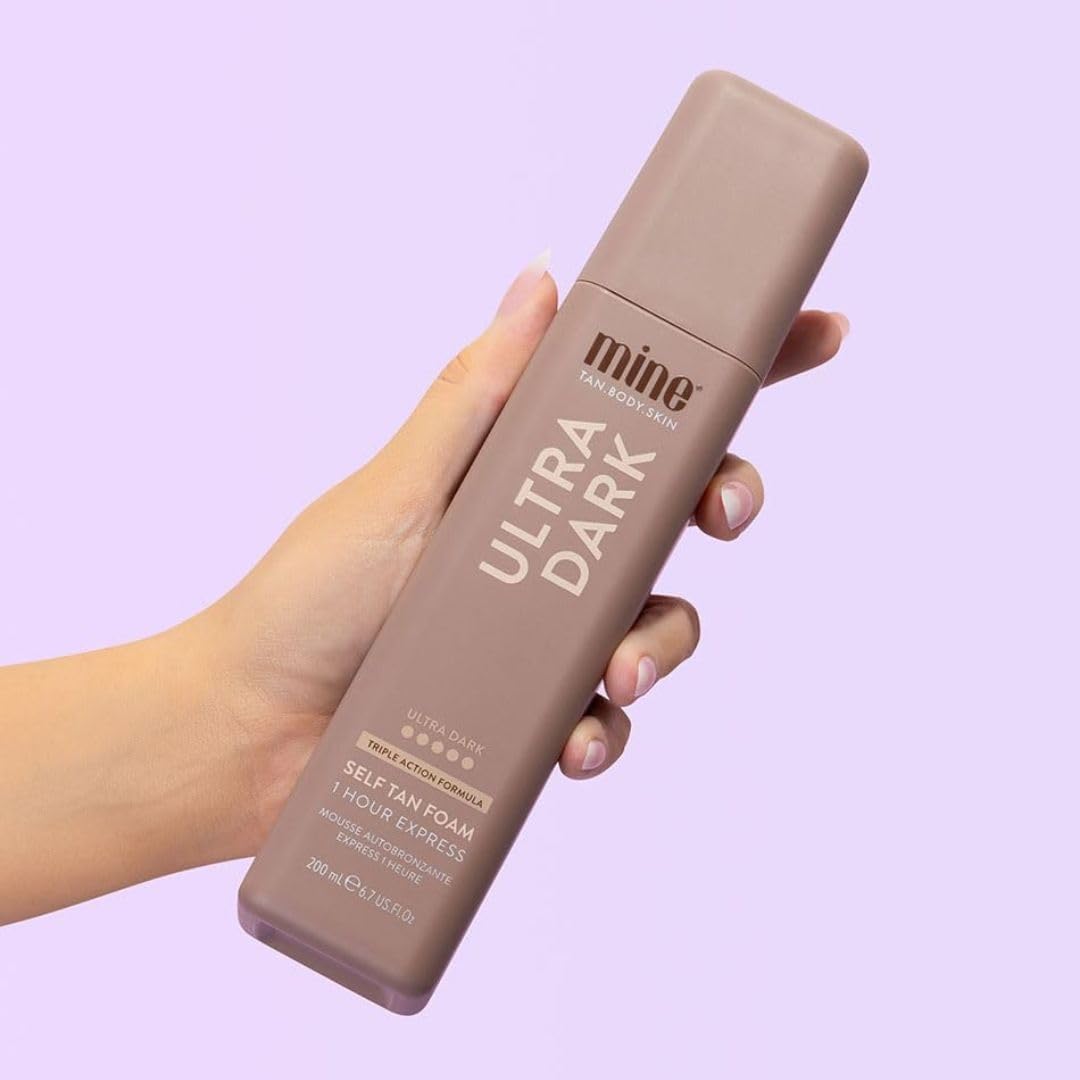 MINETAN Ultra Dark foam on face area for a seamless blend.