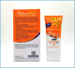 Minus Sun Pollution Protection Mousse application demonstrates easy daily spread
