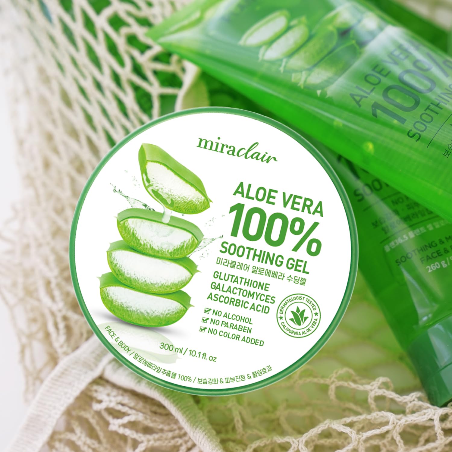 MIRACLAIR Aloe Vera Gel – close-up of the translucent gel texture