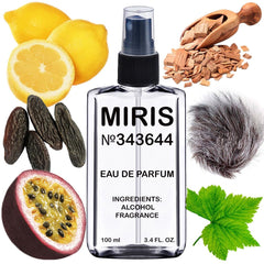 MIRIS Cassiopea bottle pour highlighting graceful fragrance release.