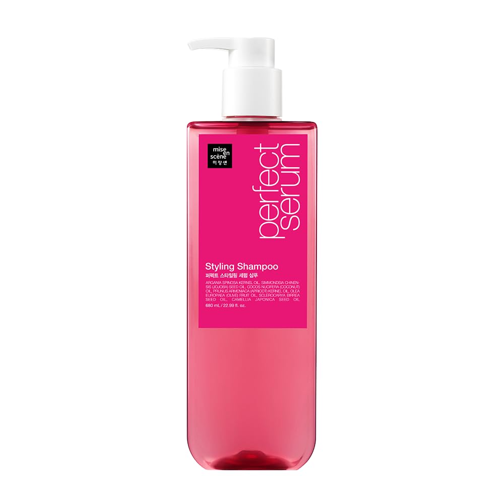 Mise En Scene Hair Perfume Shampoo bottle shows daily fragrance and freshness.