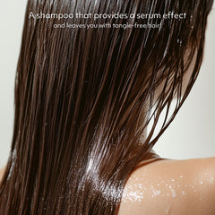 Mise En Scene Perfect Serum Original Shampoo foam forming rich lather, cleansing gently