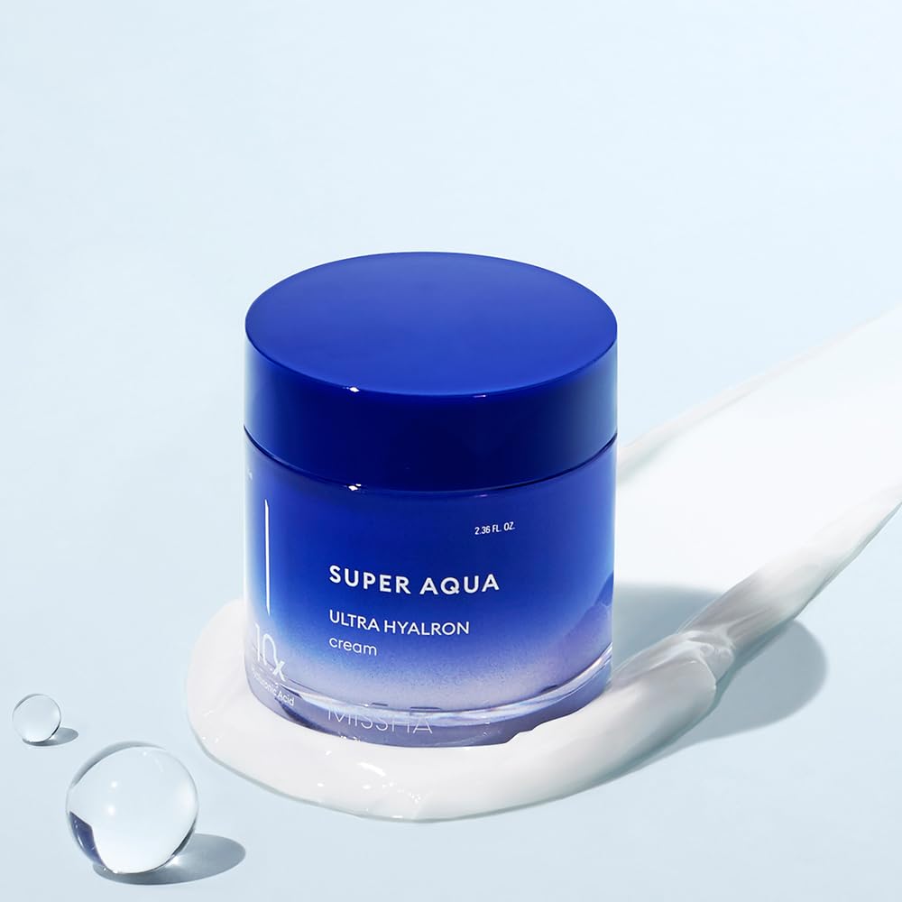 MISSHA Super Aqua Ultra Hyalron Cream jar close-up highlighting creamy texture and dewy finish