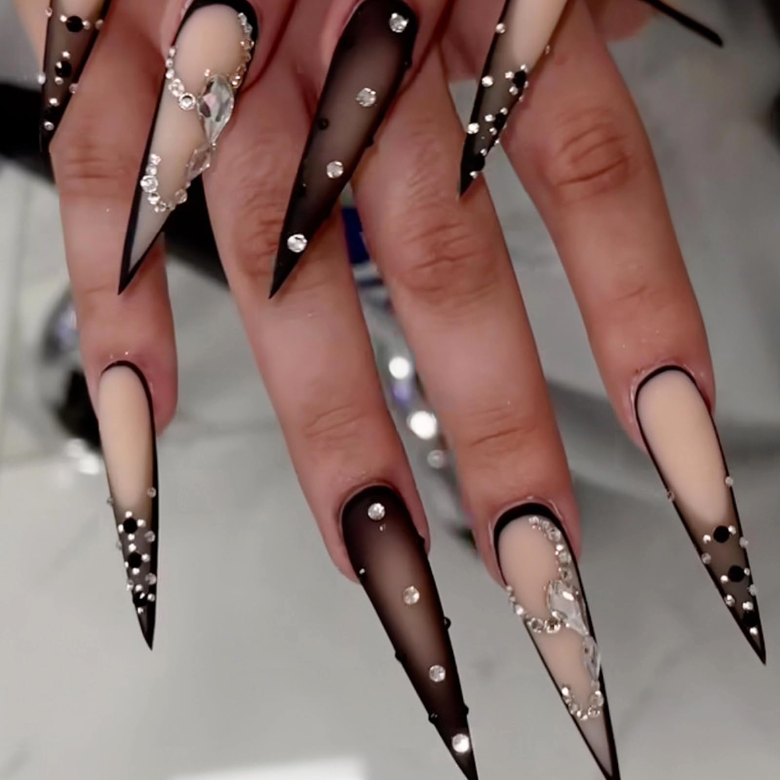 MISUD ABS acrylic nails offer sturdy, odorless wear for daily use.