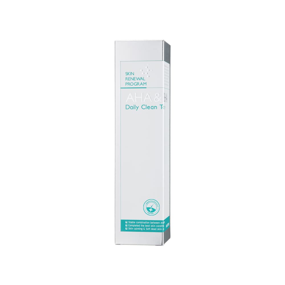 MIZON AHA&BHA Daily Clean Toner cotton pad application prepares skin for serums.