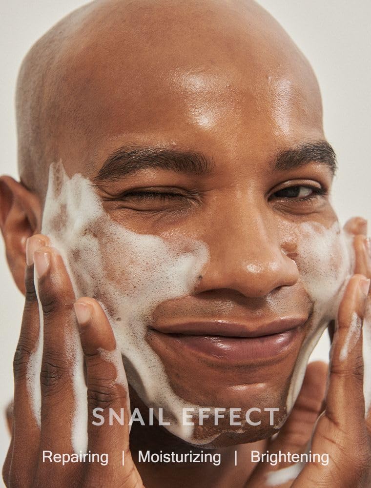 MIZON Snail Line Set essence bottle delivering quick absorption and texture support