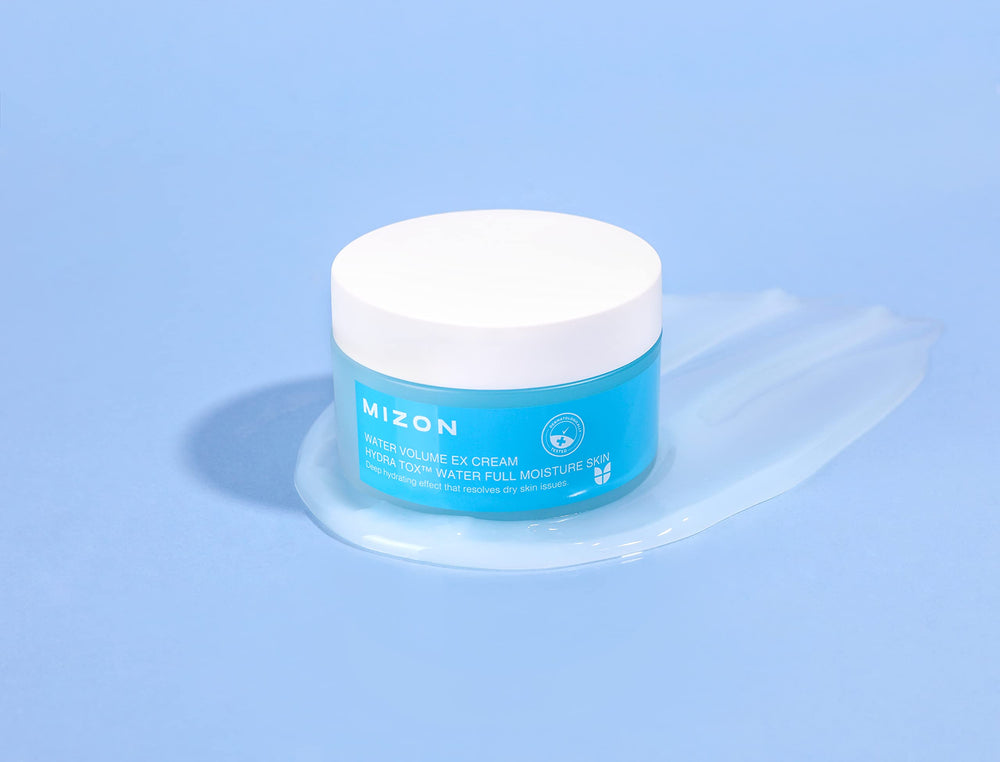 MIZON Water Volume EX Cream Hydra-Tox ingredients like snow algae deliver hydration.