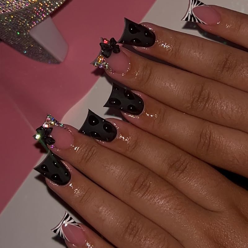 Mkwntg 24-piece black duck mouth nails pack for quick manicures