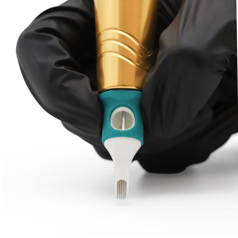 MO MOLONG EO-gas sterilized packaging delivers hygienic, ready-to-use cartridges.