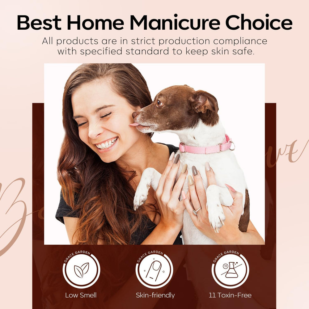 Modelones gift packaging presents a ready-to-share nail set.