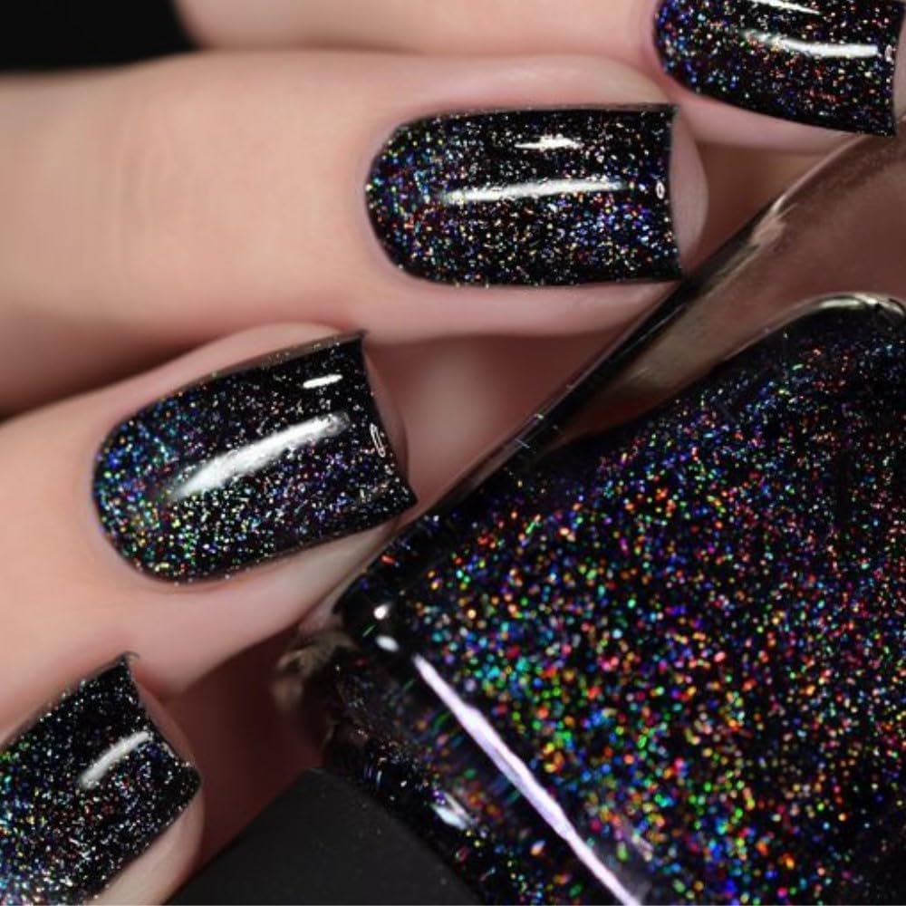 Modelones Sparkle Black press-on nails in short square shape for quick, durable manicures.