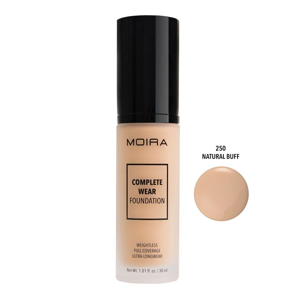 Moira Complete Wear Foundation application demonstrates blendable, natural-looking coverage.