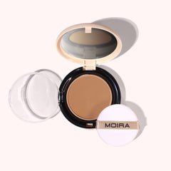 Moira Complete Wear powder foundation compact showing natural matte finish and shine control.