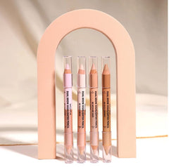 Moira Brow Highlighter Pencil helps sculpt the nose bridge with soft illumination.
