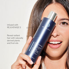 MONAT Advanced Hydrating Shampoo wet hair application shows cleansing for fine to medium hair