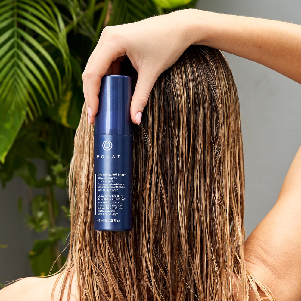 MONAT Smoothing Anti-Frizz Blowout Spray provides heat protection up to 450°F.