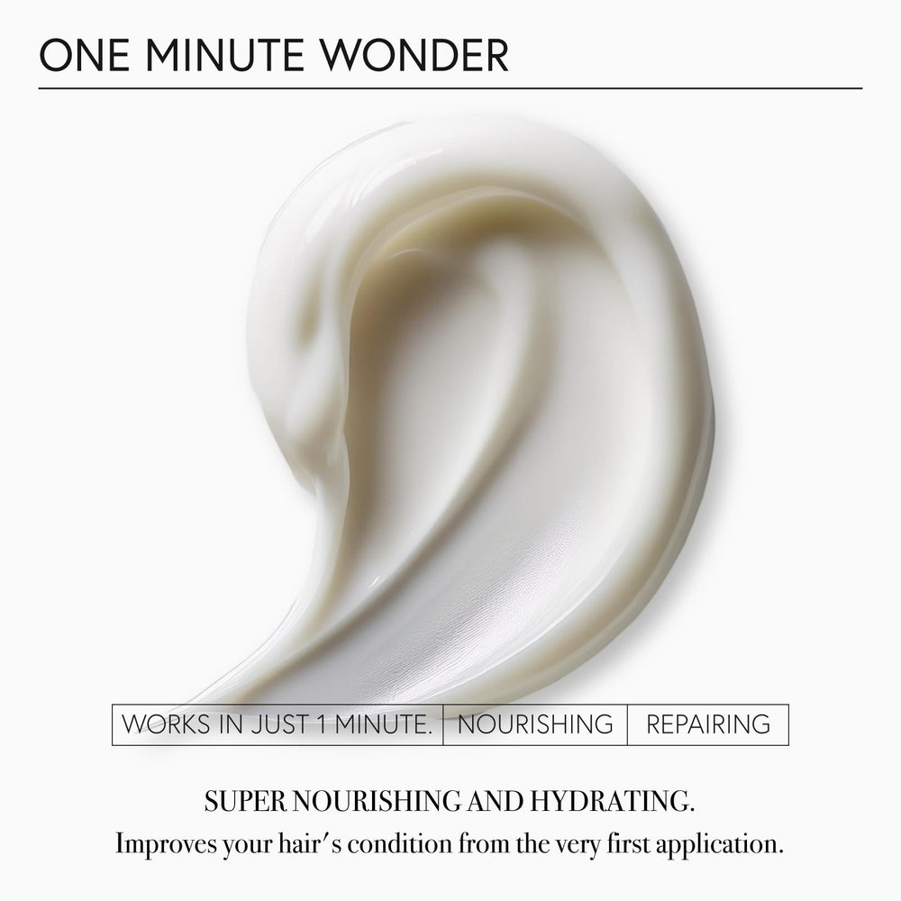 MONCHO MORENO One Minute Wonder applying mask on hair for quick hydration