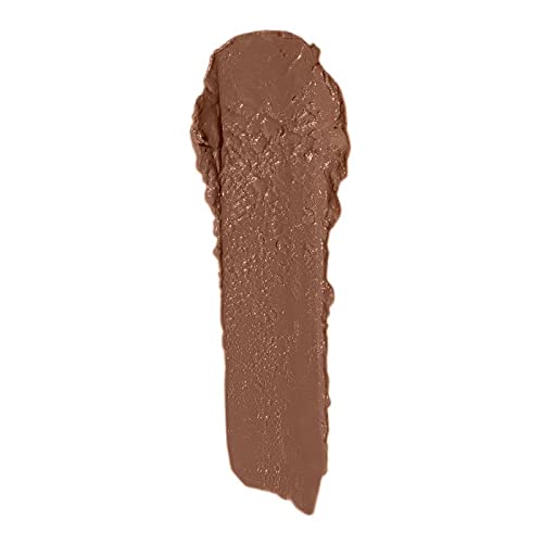 Monika Blunder Beauty Blunder Cover texture close-up reveals natural finish