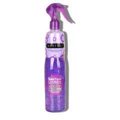 Morfose Keratin Leave-In bottle pour delivers deep hydration for softer, smoother hair.