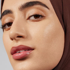 MORPHE Lightform closeup reveals dewy radiance and smooth texture