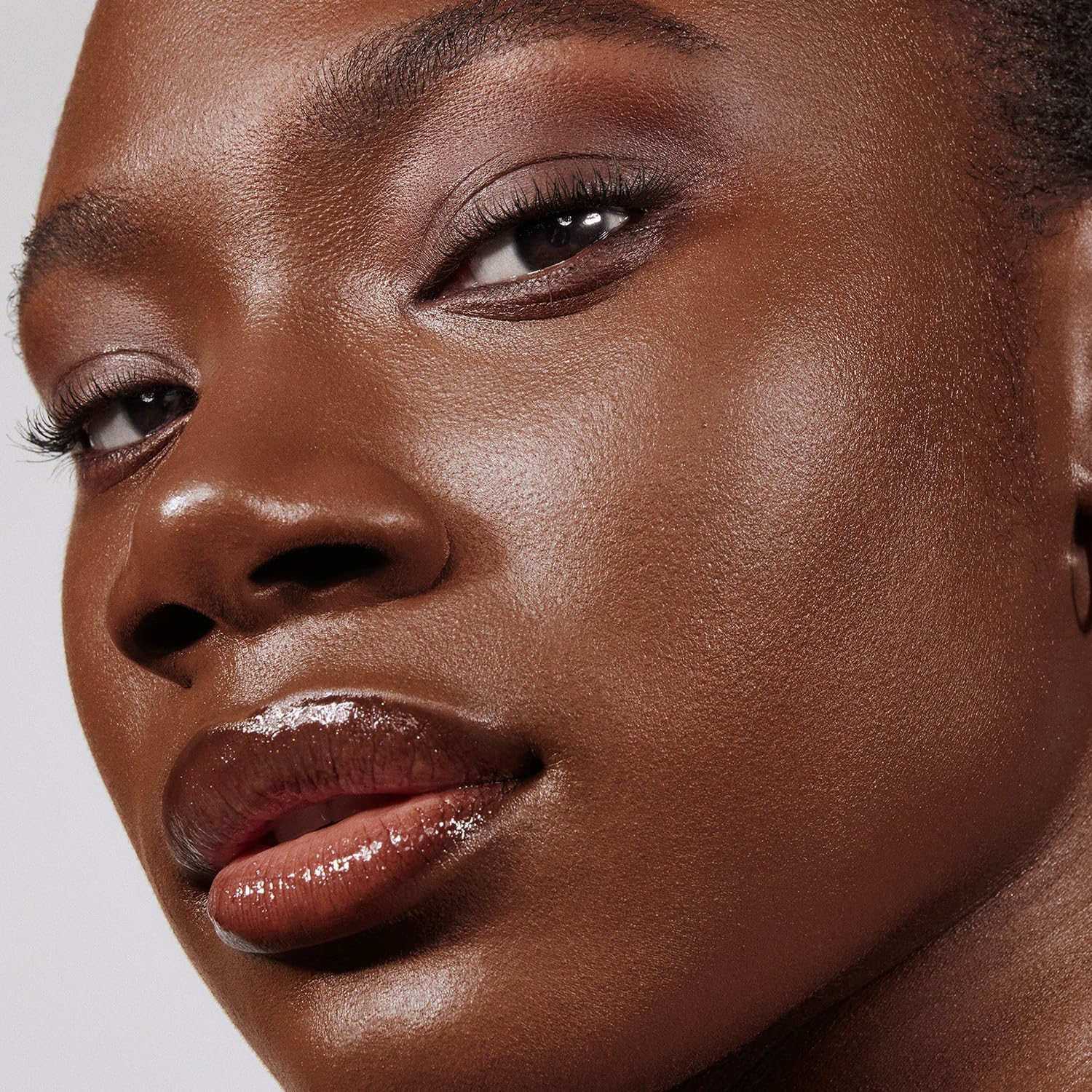 Morphe Lightform Dewy Foundation swatches reveal natural color and seamless skin blend.