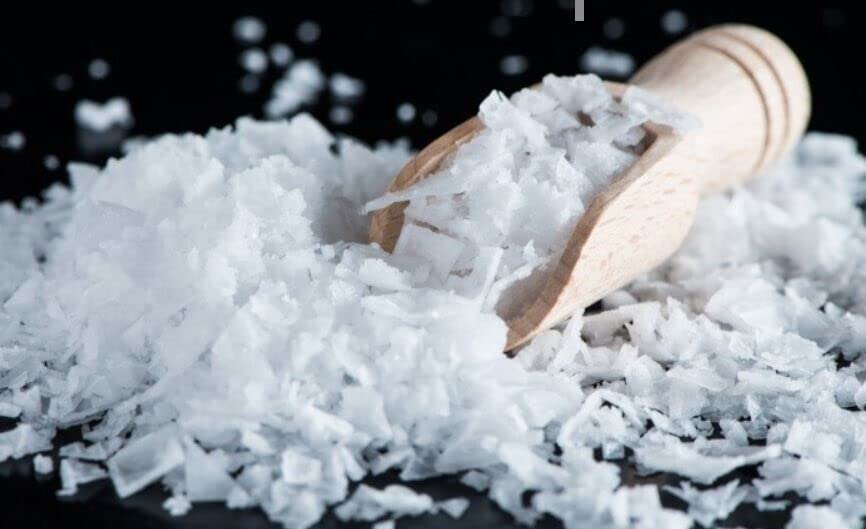 MS Finechem Pure Magnesium Flakes dispense jar for easy bath dosing.