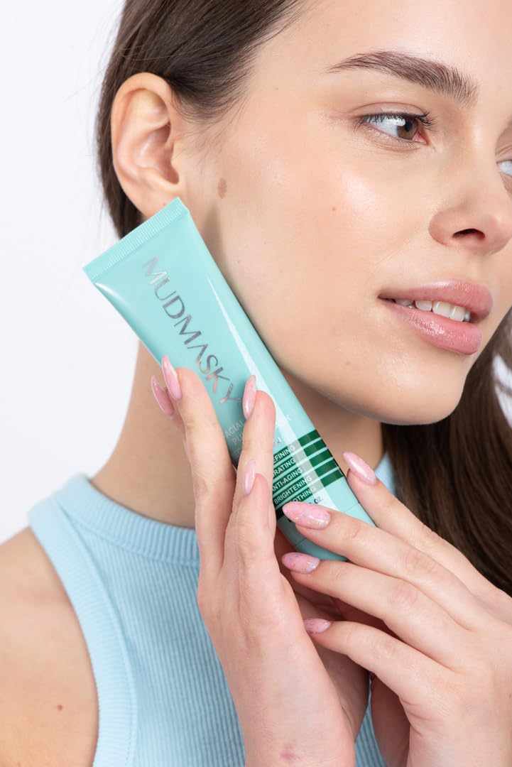 Mudmasky bamboo and matcha blend enhances skin elasticity