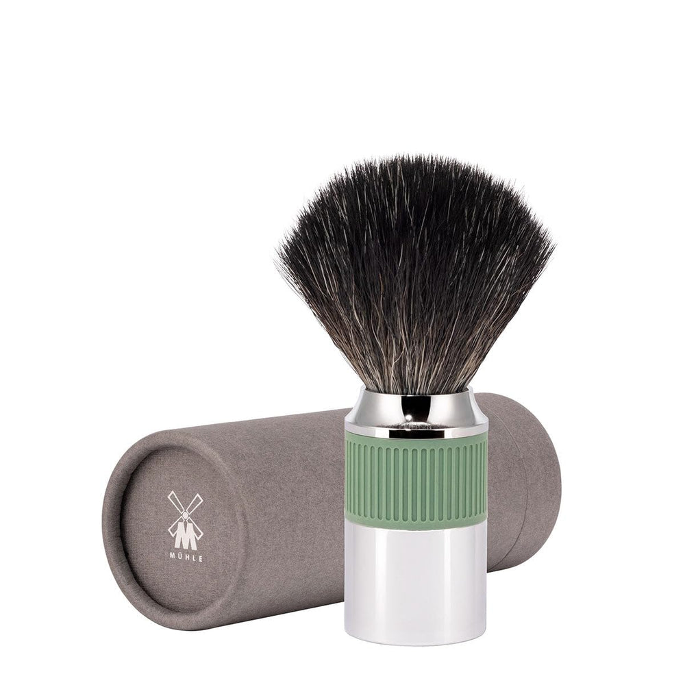 MÜHLE NEO in-use image highlighting vegan brush ready for soaps and creams.