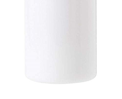 MUJI application on hand demonstrating quick, refreshing absorption.