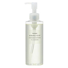 MUJI Mild Cleansing Oil bottle close-up, lightweight formula for makeup removal.