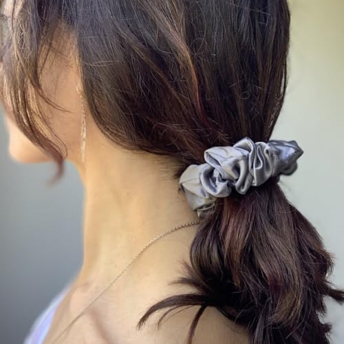 Mulberry Park Silks reduces frizz and hair damage during wear