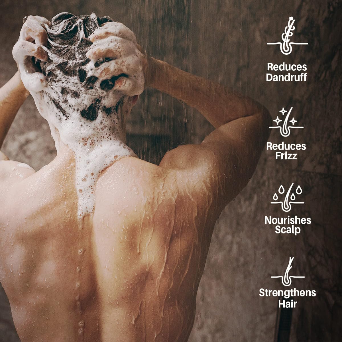 MYSTÉRE BEAUTÉ shampoo lather close-up highlighting hydrolyzed silk and vitamin E.