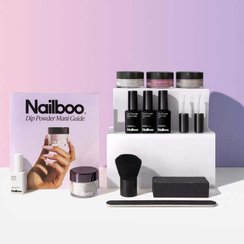 Nailboo base coat in the dip system for a smooth foundation.