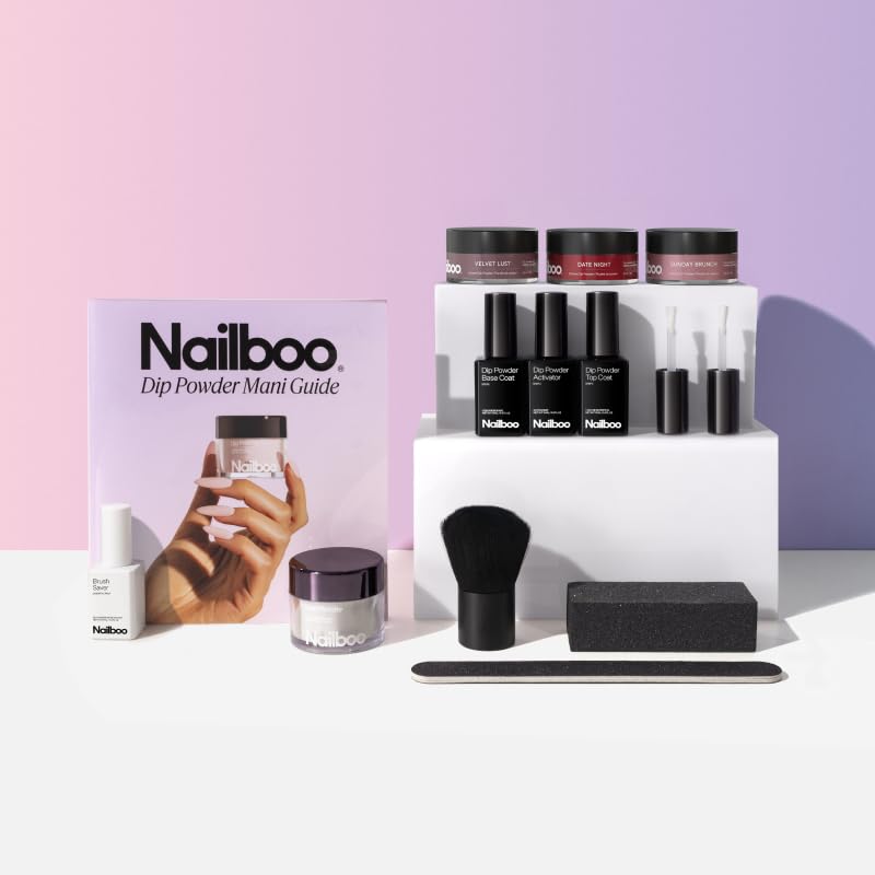 Nailboo dip powder Date Night offers rich color for stylish evenings and long wear.