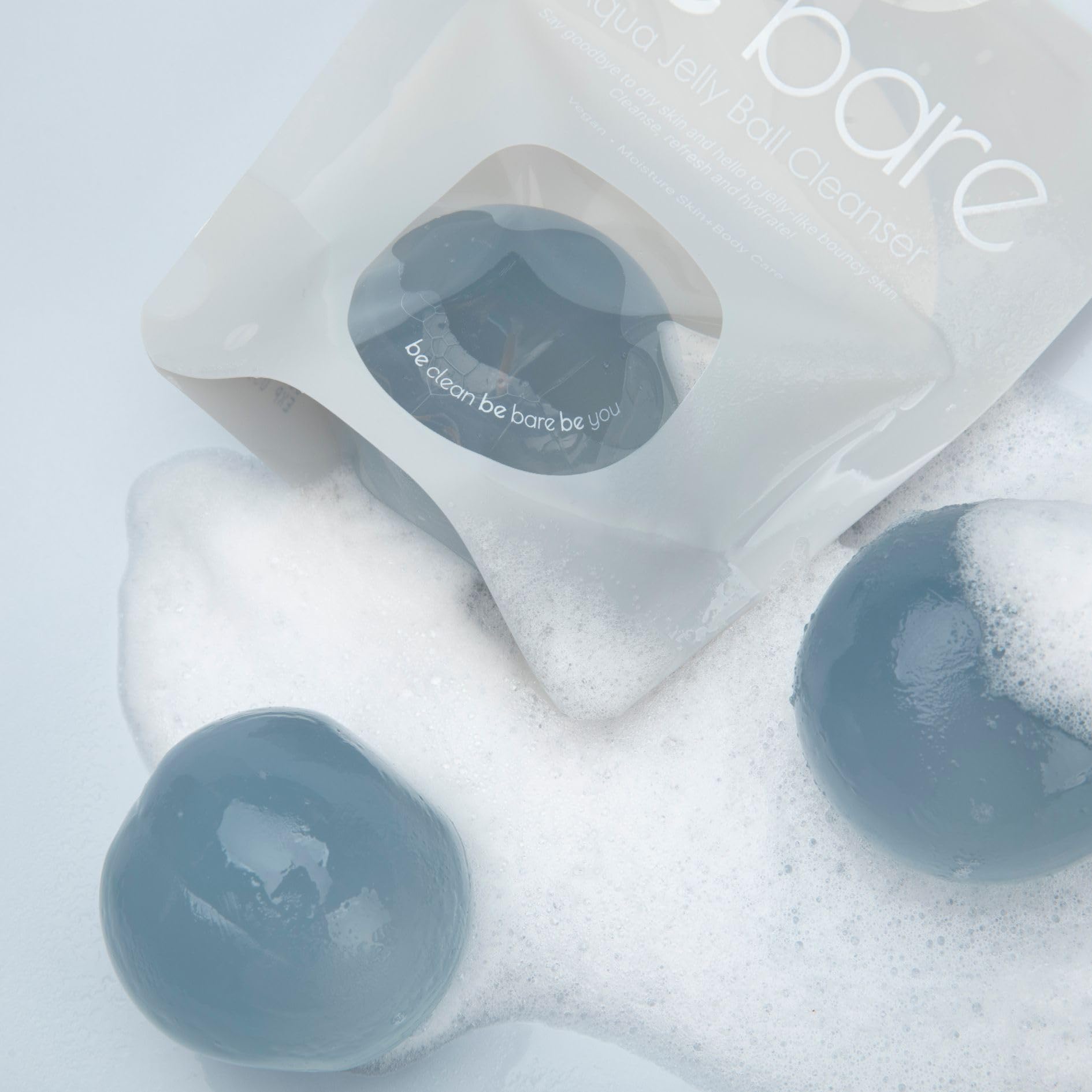 Hylauronic acid illustration emphasizing deep hydration in Be Bare cleanser.
