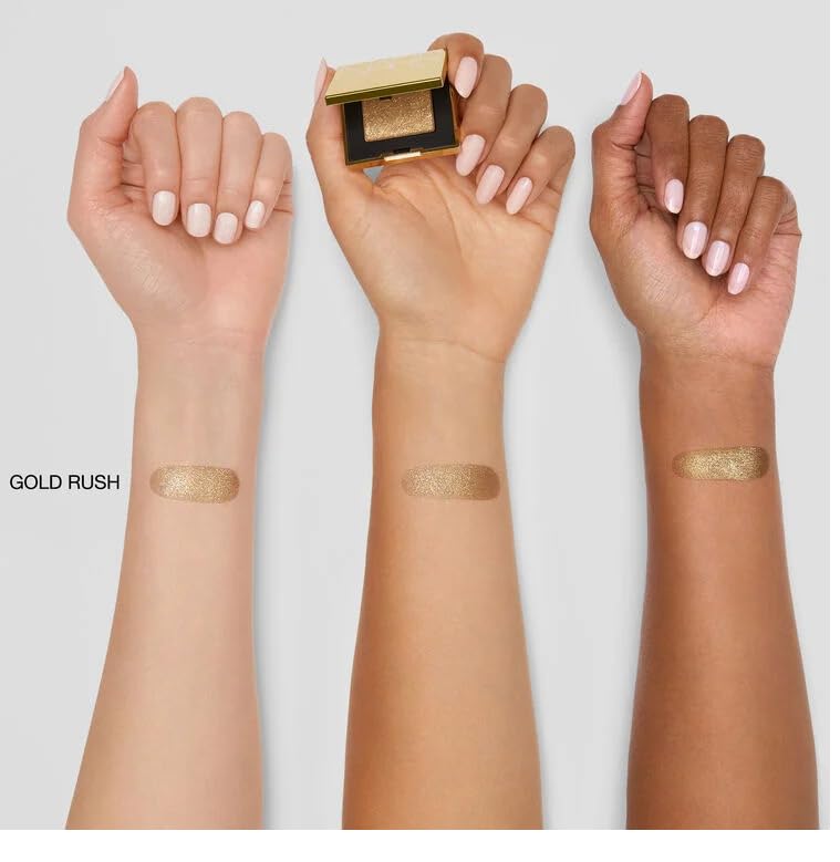 NARS Gold Rush Eyeshadow compact open shows dense pigment for bold eyes.
