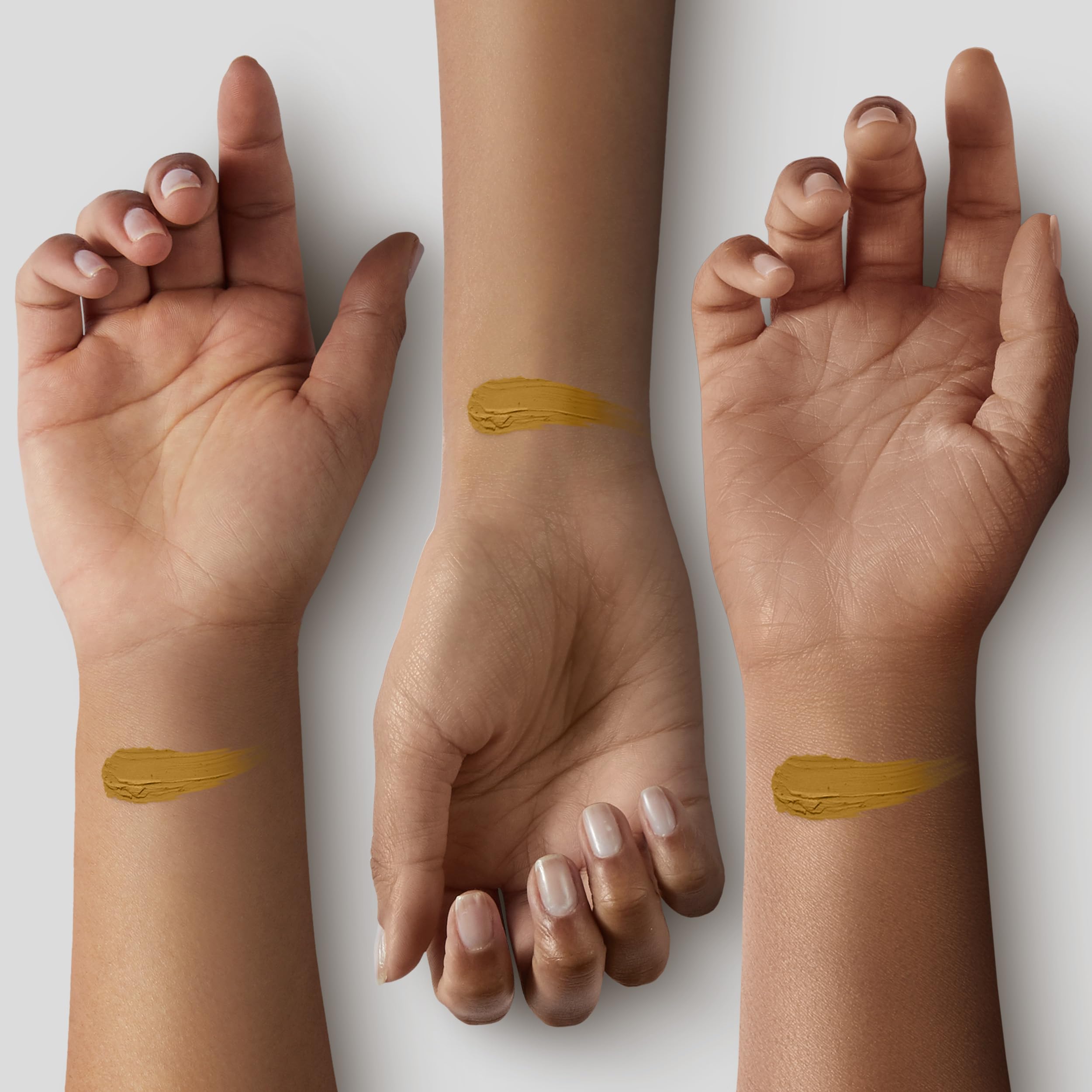 NARS Concealer Amande packaging cap close-up highlights shade and clean formula.