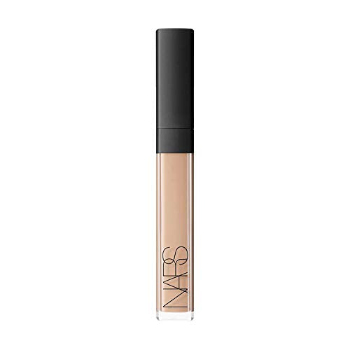 NARS Radiant Creamy Concealer Vanilla bottle shows lightweight coverage and even finish.