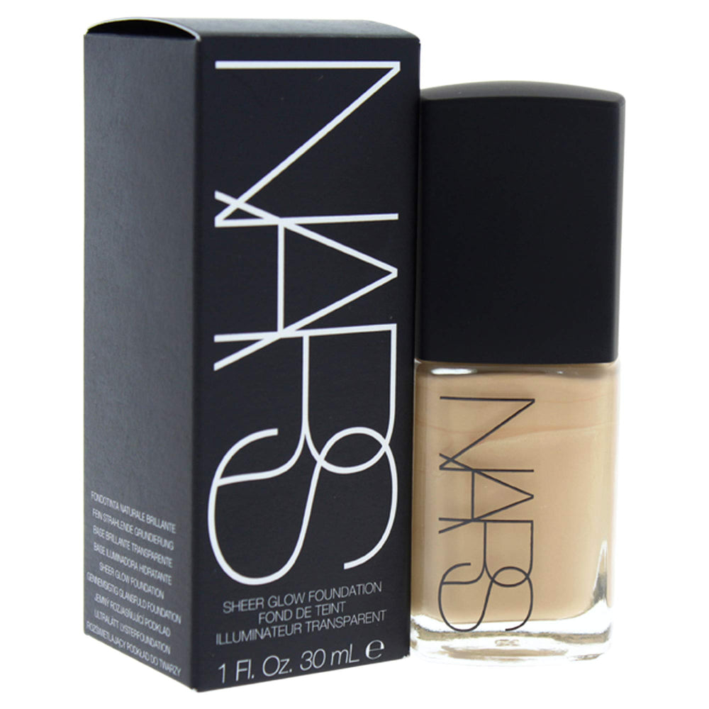 NARS Sheer Glow Foundation Punjab/Medium bottle for radiant hydration