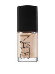 NARS Sheer Matte Foundation Siberia offers oil-free coverage with a soft-matte finish for even skin tone