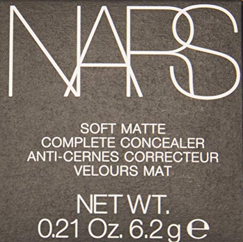 NARS Soft Matte Complete Concealer Cannelle dispensing action demonstrating precise application.