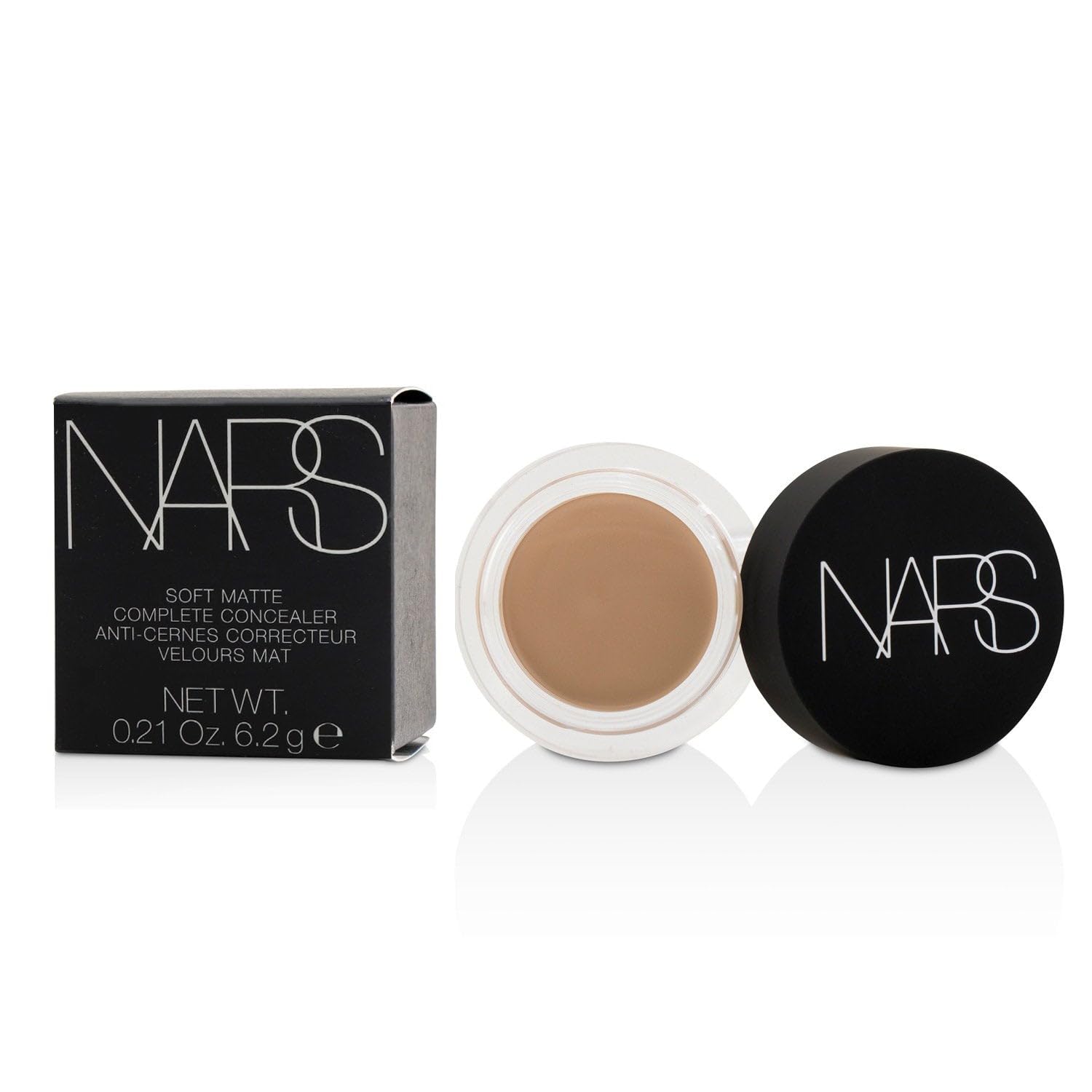 NARS Soft Matte Complete Concealer Vanilla compact swatch for natural coverage.