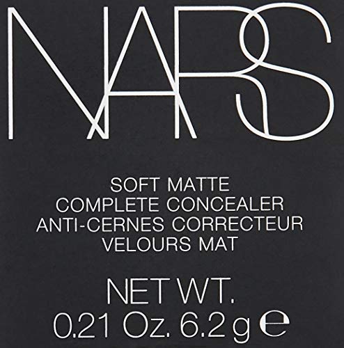 NARS Soft Matte Concealer Cannelle application swirl; blends smoothly for a second-skin finish.