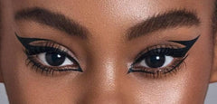 Natasha Denona Macro Blade eyeliner application demonstrates controlled line from thin to bold.
