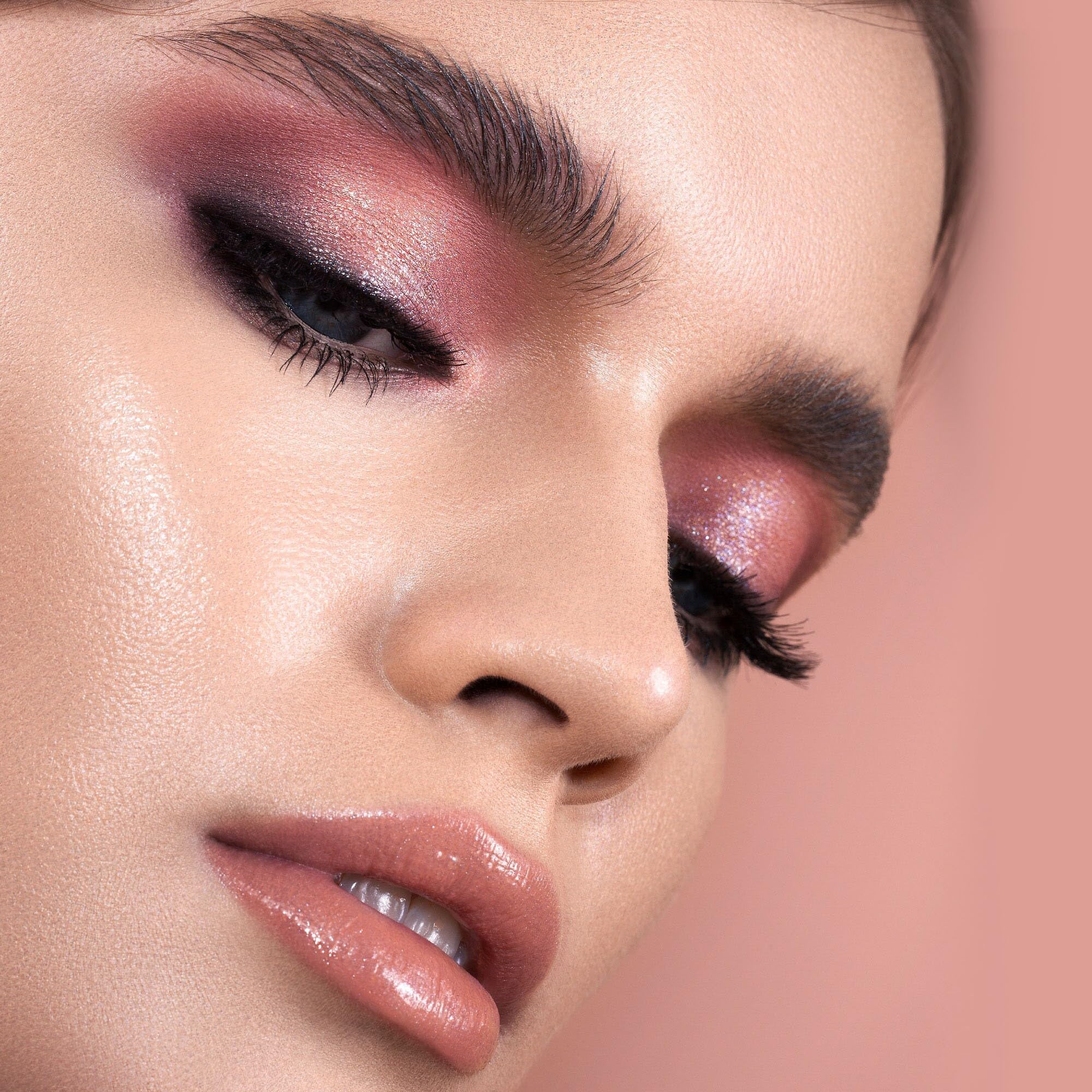 Natasha Denona Mini Retro palette uses rose tones to elevate casual makeup