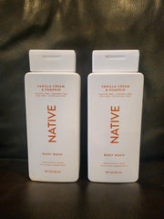 Native Vanilla Cream & Pumpkin Body Wash bottle showcases autumn fragrance for a cozy shower.