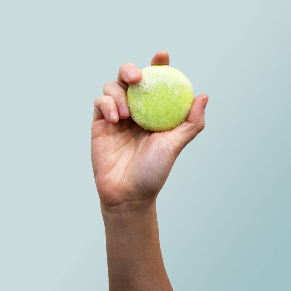NATURÉL Boost Packaging Sustainable photo highlights eco-friendly packaging.